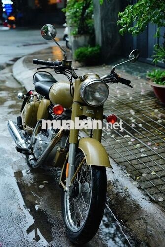 Royal Enfield Classic 500 Desert Storm