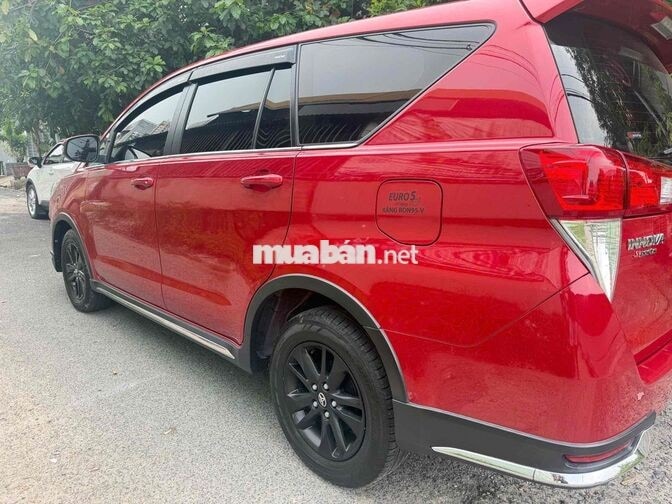 Toyota Innova Venturer 2018 Đỏ Tự động 90.413 km