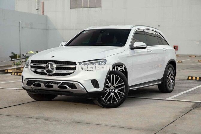 Mercedes-Benz GLC200 4Matic 2022 Trắng
