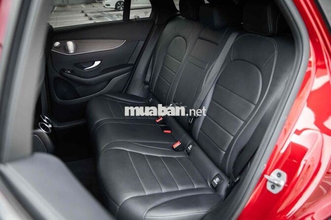 Mercedes-Benz GLC200 4Matic 2022 Trắng