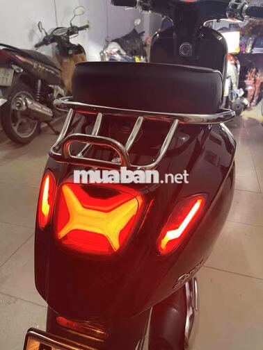 VESPA SPRIN 2018 - XE KIỂNG