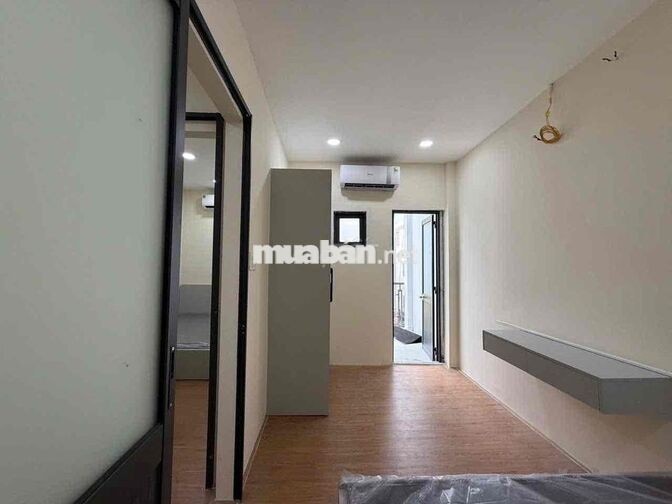 2PN - Có ban công thoáng mát - Trung tâm Quận 3 - Gần chợ Bàn Cờ