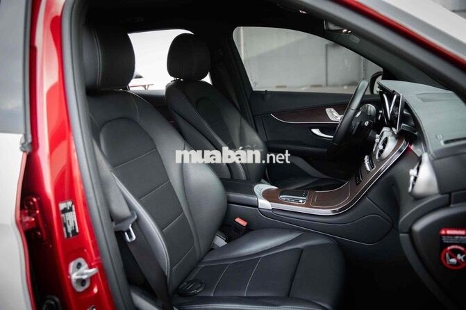 Mercedes-Benz GLC200 4Matic 2022 Trắng
