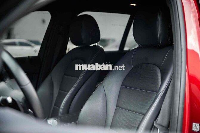 Mercedes-Benz GLC200 4Matic 2022 Trắng