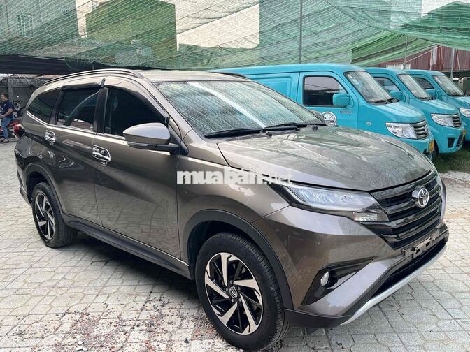 Toyota Rush 7 chỗ Số tự động Nâu