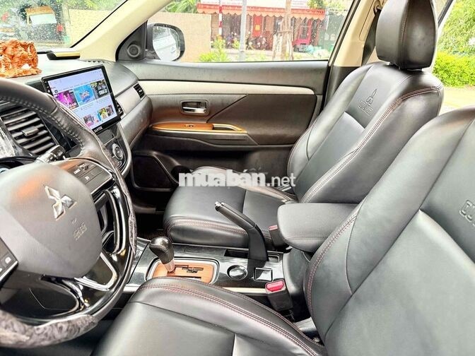 Mitsubishi Outlander, xe gia đình đi giữ gìn