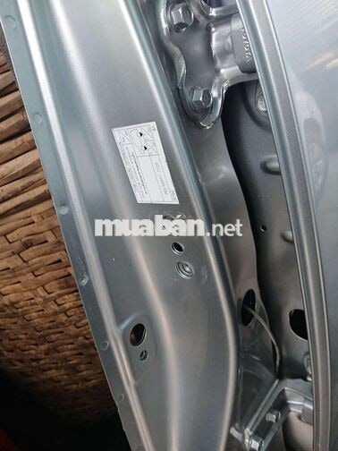 Toyota Fortuner 2016 7 chỗ Dầu Bạc