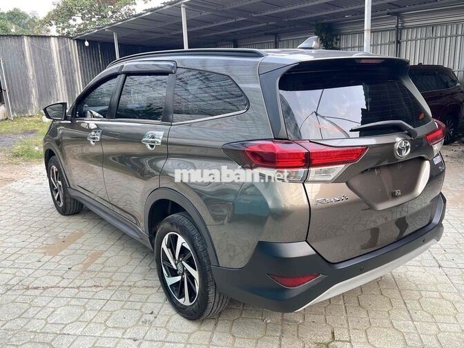 Toyota Rush 7 chỗ Số tự động Nâu