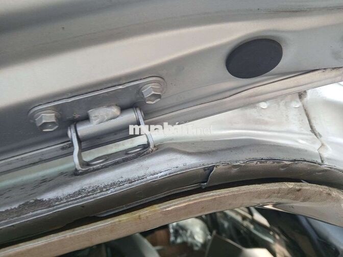 Toyota Fortuner 2016 7 chỗ Dầu Bạc