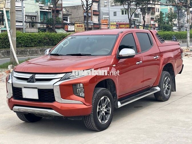Mitsubishi Triton 2020 1 cầu số tự động Cam