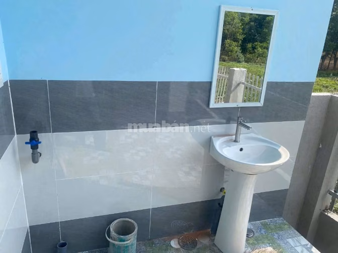 Bán nhà riêng 2PN, 2WC, 175m2 (5x35)m, đường nhựa gần BV Xuyên Á, KCN 