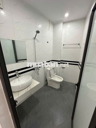 CHO THUÊ NHÀ 41m 4 Tầng + 1 Lửng 6PN - CHÍNH CHỦ