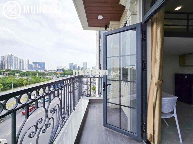 Duplex Full nội thất siêu mới- Ban công thoáng- Ngay trung tâm quận 7