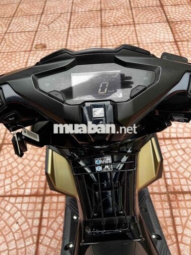 Bán Airbalde 4val 2024 bao hồ sơ sang tên biển mơi