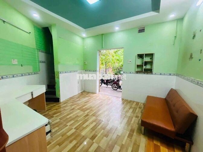 chủ gửi bán nhà sổ chung bùi thị xuân