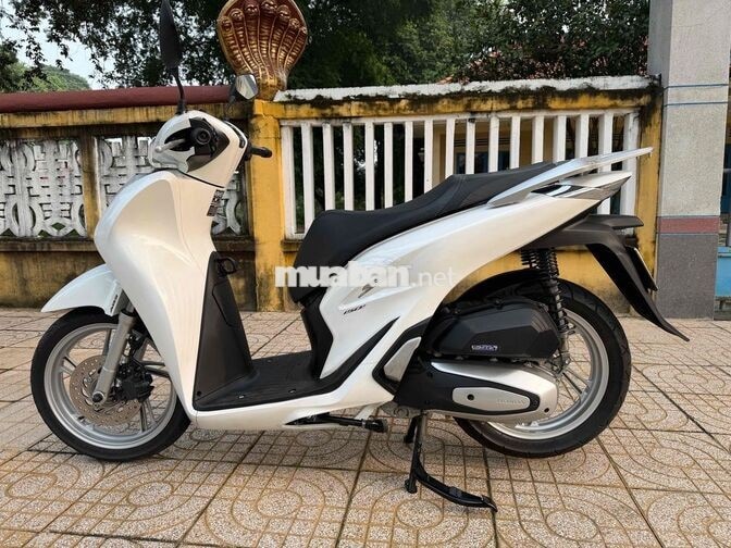 Honda SH150i ABS 2021 Trắng 23000 km