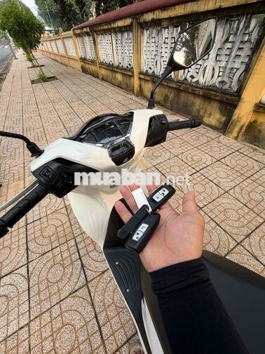 Honda SH150i ABS 2021 Trắng 23000 km