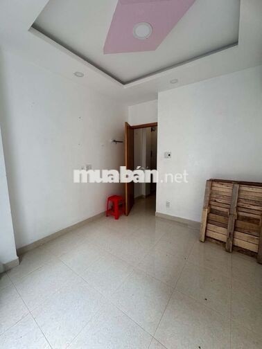 -  212/11/18 Nguyễn Thiện Thuật, Phường 3, Quận 3 - Cách hẻm ô tô 20m