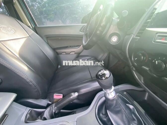 Ford Ranger 2014 số sàn máy dầu 1 cầu