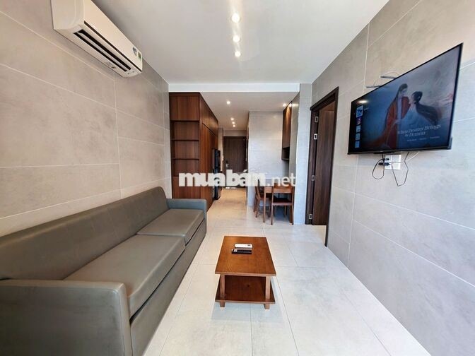 Căn hộ mới 100% thang máy hầm xe bạncol 1,2pn ngay nguyễn kiệm PN !