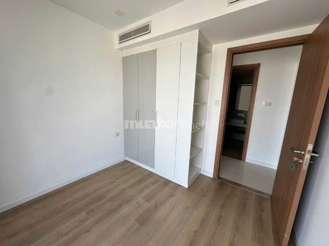 Cho thuê Penhouse Harmona- Trương Công Đinh rộng 180m2, 3p ngủ giá 18t