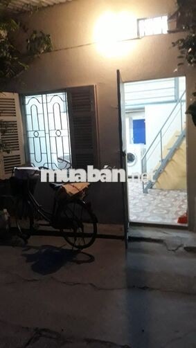 Cho thuê nhà cấp 4 gần hồ Đền Lừ