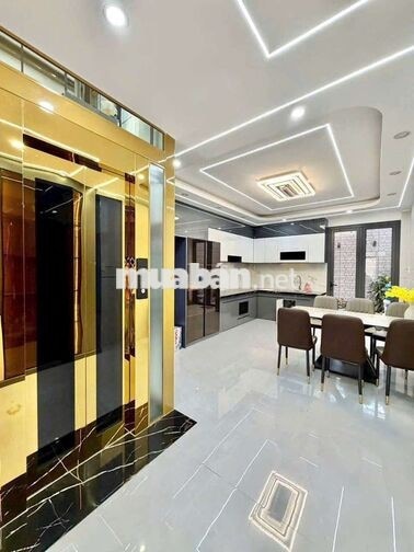 nhà đẹp y hình có cầu thang máy 4 x 18 có 6pn 6wc sân thượng