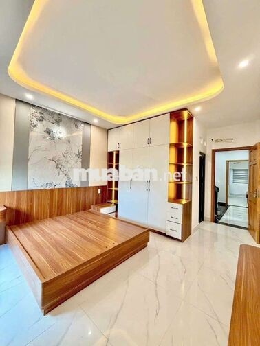 nhà đẹp y hình có cầu thang máy 4 x 18 có 6pn 6wc sân thượng