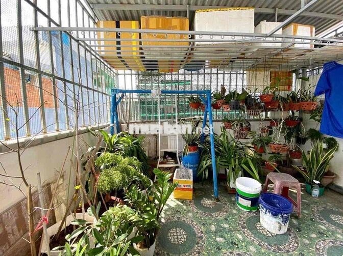 CHO THUÊ NHÀ NGUYÊN CĂN 4 PHÒNG NGỦ ĐỐI DIỆN CÔNG VIÊN FULL NỘI THẤT K