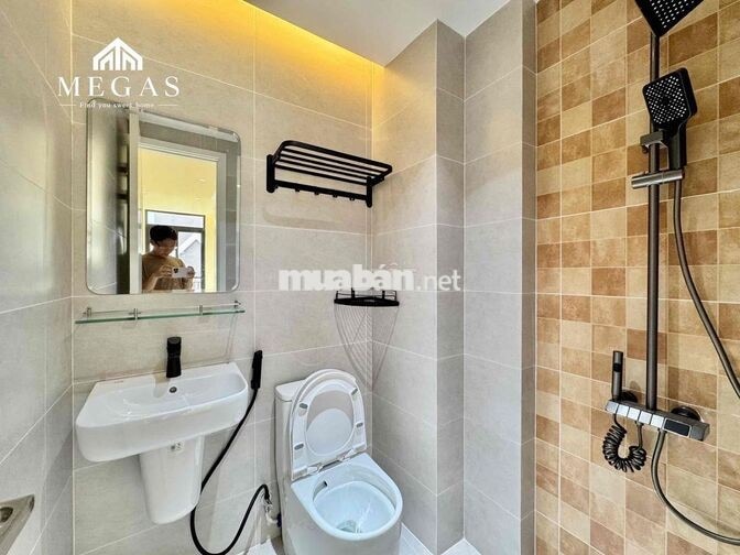 CHDV BAN CÔNG FULL NỘI THẤT MỚI XÂY 100%