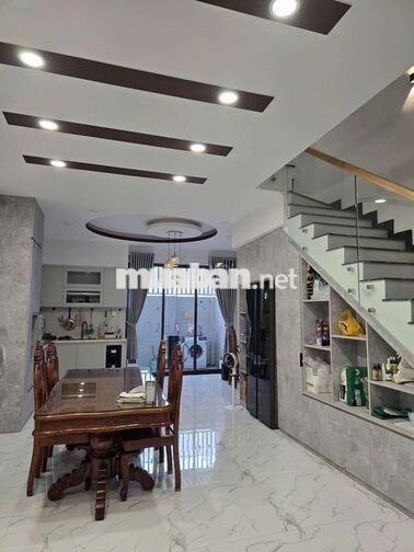cho thuê căn nhà 3 tầng Mỹ Gia gói 7, 2 mặt tiền trước sau