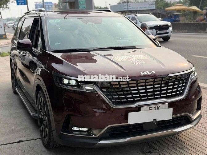 KIA Carnival Signature 2.2D Đỏ Mận 43.000 km