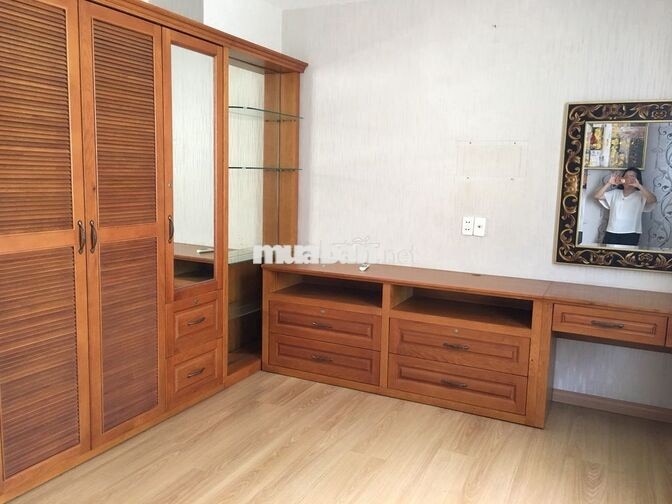 Bán Căn Hộ Hạng Sang Saigon Airport Plaza - 150m², 3 Phòng , Giá 11 Tỷ