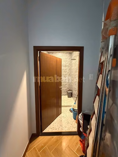 Mặt bằng kinh doanh 120m2 Ngay Chợ Tân Trụ 1 trệt 1 lầu 2PN, Giá 12TR/