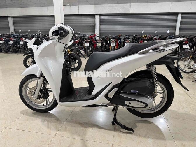 Honda SH125 2025 Trắng 5500km