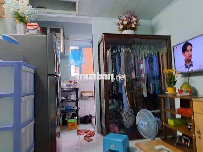 căn hộ CC NĐC LẦU 3 DTSD:10M² CÓ GÁC SỔ HỒNG RIÊNG 