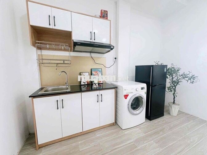 2PN BAN CÔNG FULL NỘI THẤT _SIÊU THOÁNG MÁT NGAY SÂN BAY