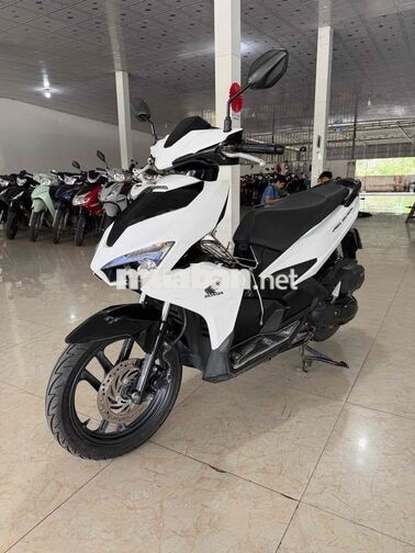 Honda Air Blade 2018 Trắng đen