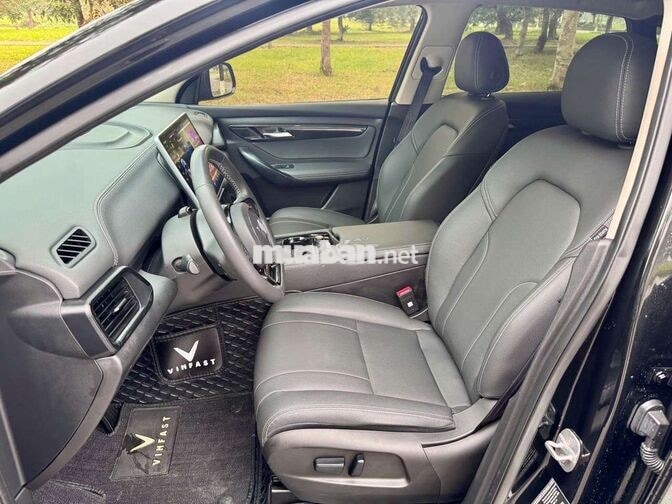 VinFast VF8 Eco 2023 Đen 50000 km