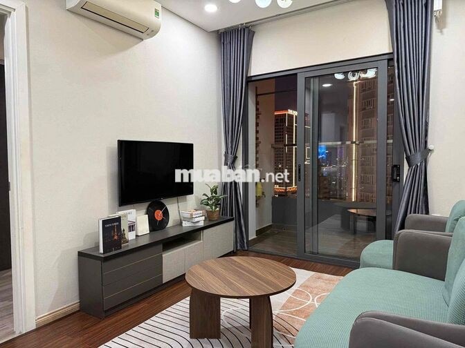 Cho thuê căn hộ 2 phòng ngủ Monarchy, View cầu rồng, Full nội thất