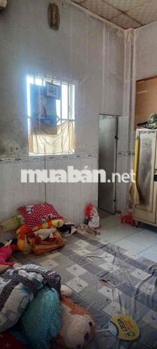Nhà bán DT 5x5 nở hậu 6m 1 lầu 1 phòng 2 wc Gần chợ phú lạc