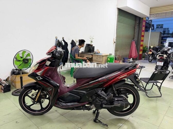 Yamaha Nouvo 5 Fi Đỏ đen , đẹp rin chính chủ 