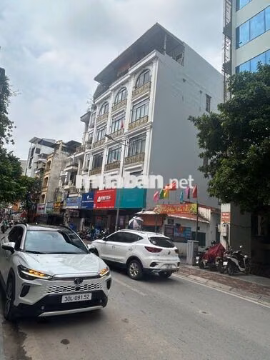 2 MẶT PHỐ VƯƠNG THỪA VŨ – 6 TẦNG, 90M² –VỈA HÈ RỘNG 5M- THANG MÁY!