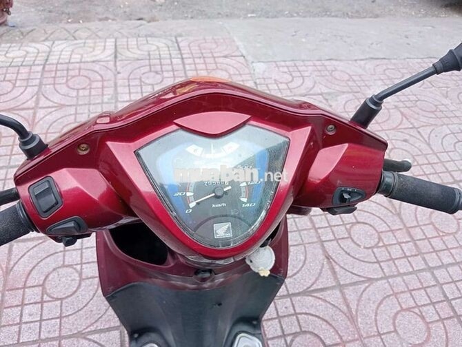 Honda Vision 2013 màu Đỏ