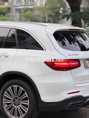Mercedes GLC250 4matic 2019 Trắng 90000 km