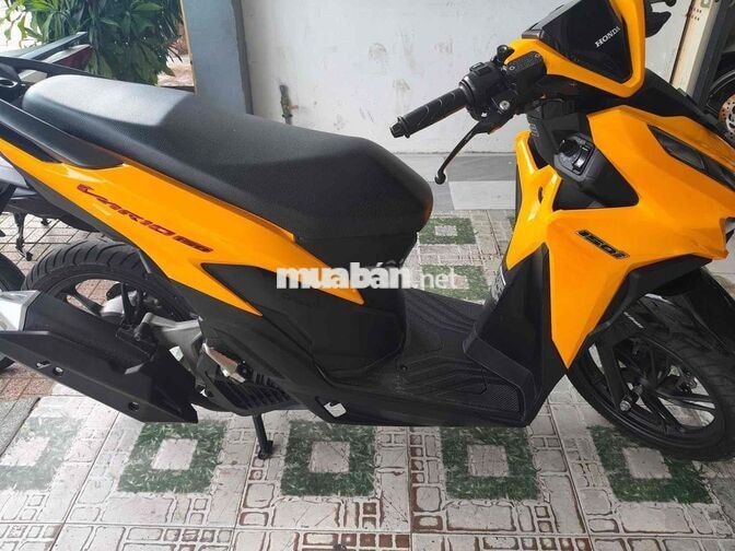 Honda Vario 150 Vàng Xe tay ga