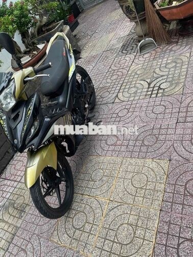 Bán  Exciter 135 2013 Đen Vàng,Bst62 xe đep gtdd