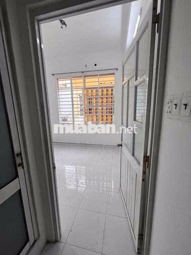 Cho thuê nhà nguyên căn Đường Huỳnh Văn Bánh Quận PN