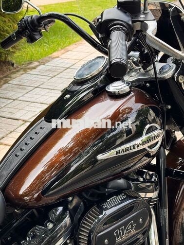 Harley-Davidson Heritage Classic 114 2019 Nâu đen