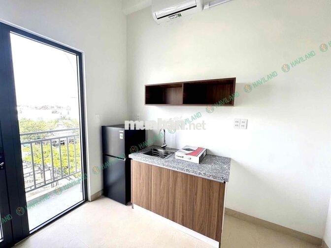 Trống sẳn studio full nội thất bancol quận 11 sát quận 10, quận 5